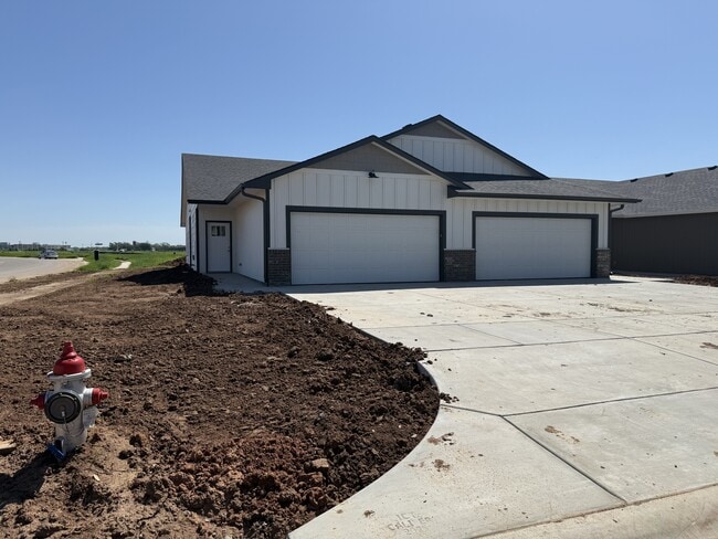 Photo - 2056 N Reece Ct Townhome