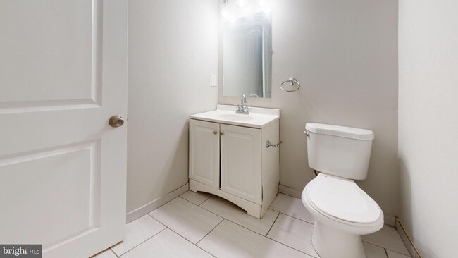 Building Photo - 1229 W Venango St Rental