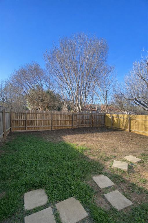 Photo - 2132 Redwing Way