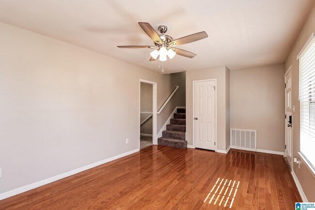 Photo - 2002 Tallwoods Ln