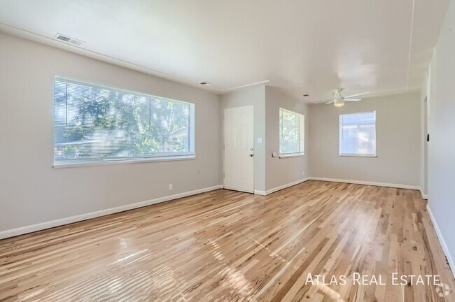 Building Photo - FREE rent until January 1st, 2025! BOOK A ... Rental