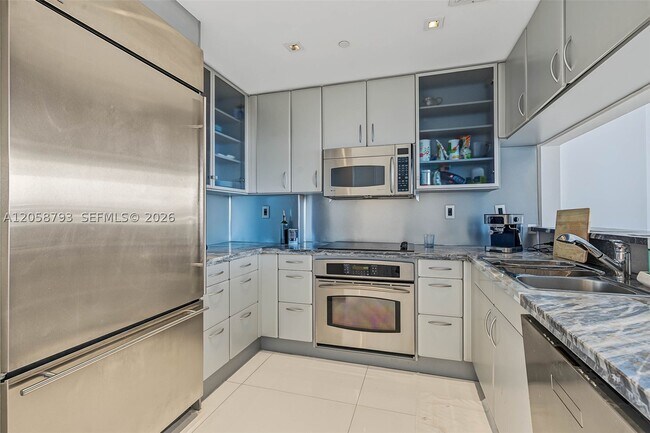 Photo - 540 West Dr Unit 513