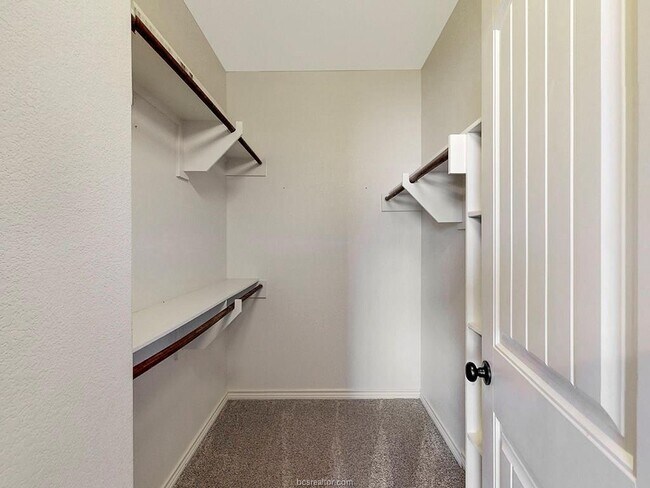 Photo - 3310 Travis Cole Ave