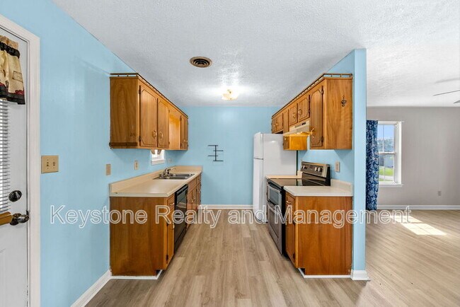 Photo - 405 Eddy St