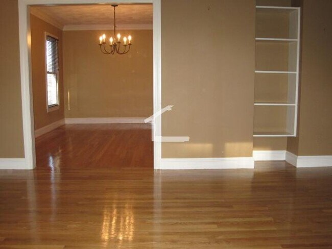 Photo - 5 bed 4.5 - Brookline - Available 7/1  (in...