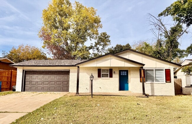 Photo - 8941 E 57th St