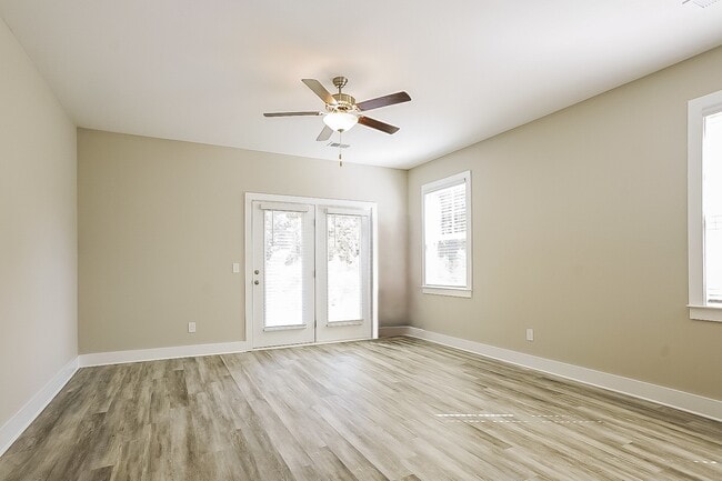 Photo - 1421 Feldspar Ct