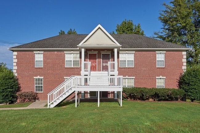 Building Photo - Coming Soon: 2BR, 1 1/2BA condo