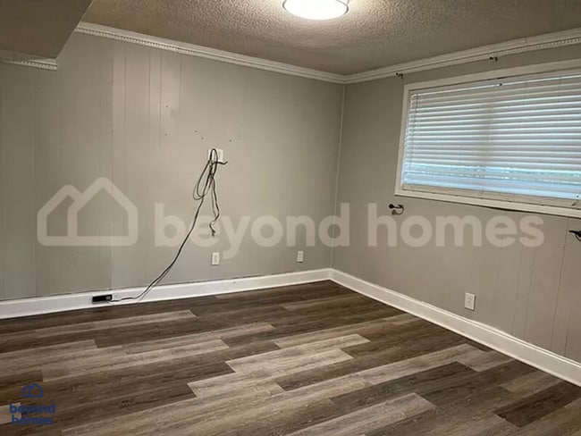 Photo - Updated 4-Bed Home Minutes from Downtown C...