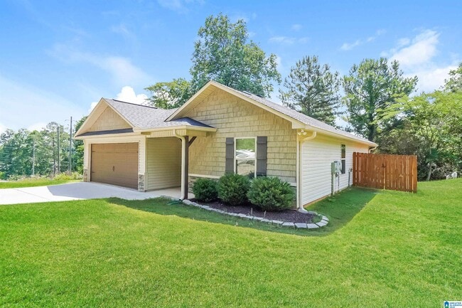 Photo - 125 Earl Owens Dr