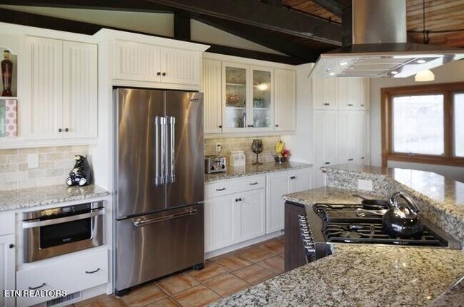 Photo - 4701 Westover Terrace