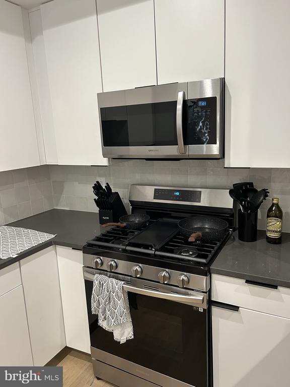 Photo - 2238 Ontario Rd NW Unit 1