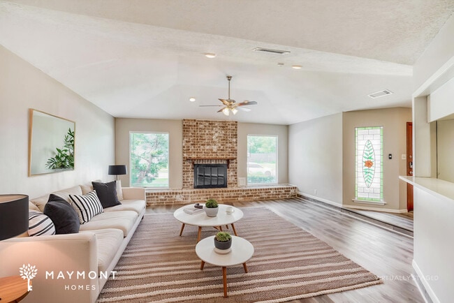 Photo - 13823 Swiss Hill Dr