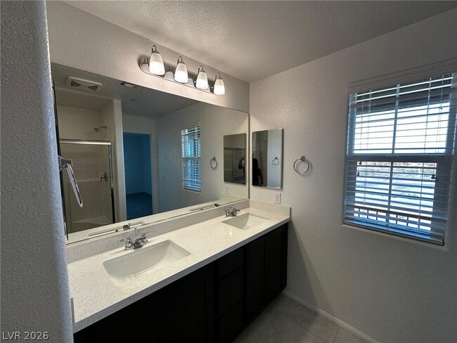 Photo - 512 Ylang Pl