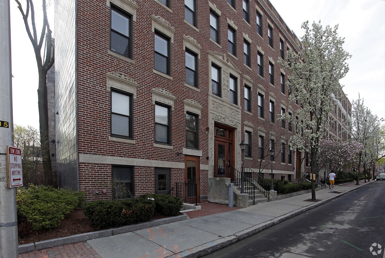 Photo - 22-24 Prescott St