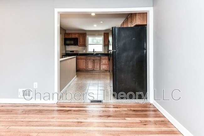 Photo - 6607 Berkshire Dr