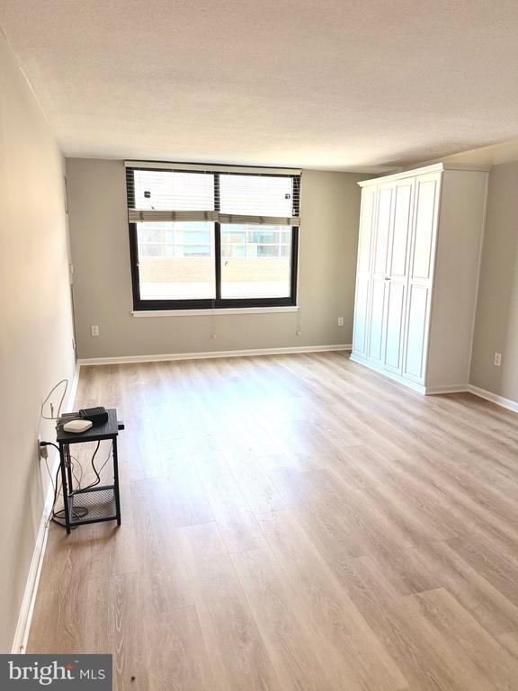 Photo - 1301 20th St NW Unit 916