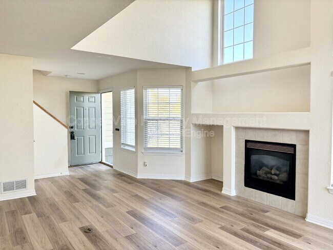 Photo - 930 Button Rock Dr