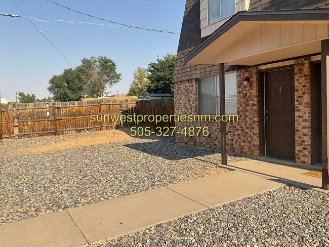 Photo - 1631 N Farmington Ave Unidad #4