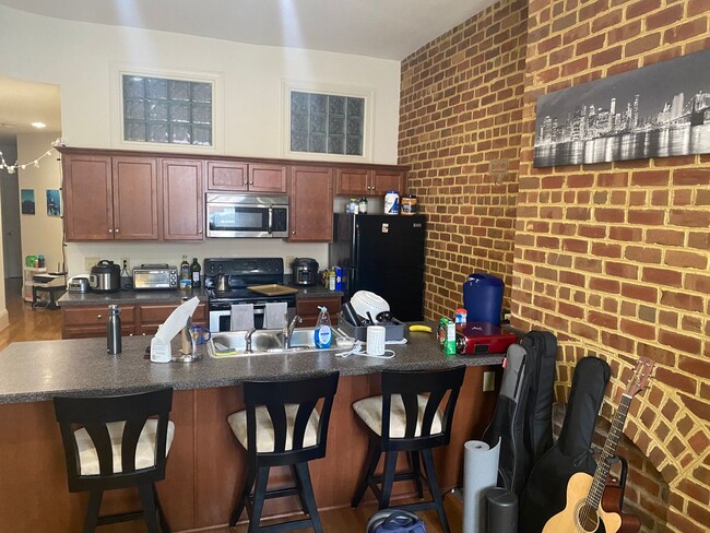 Photo - 1113 W Main St Unit Apt #A