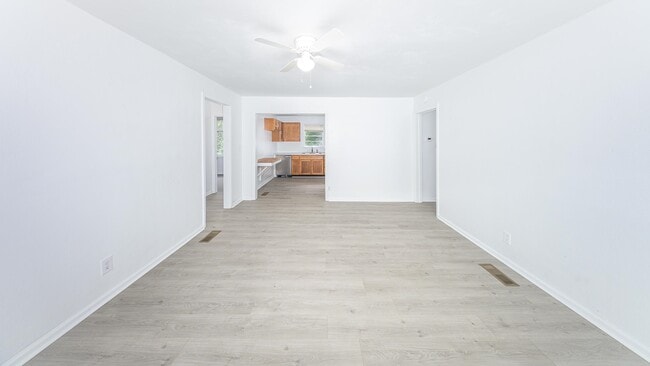 Photo - 1637 Atkamire Dr