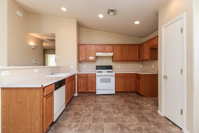 Photo - 3620 W Avenida Del Mar