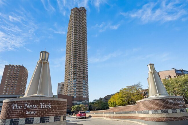 Building Photo - 3660 N Lake Shore Dr Unit 2803