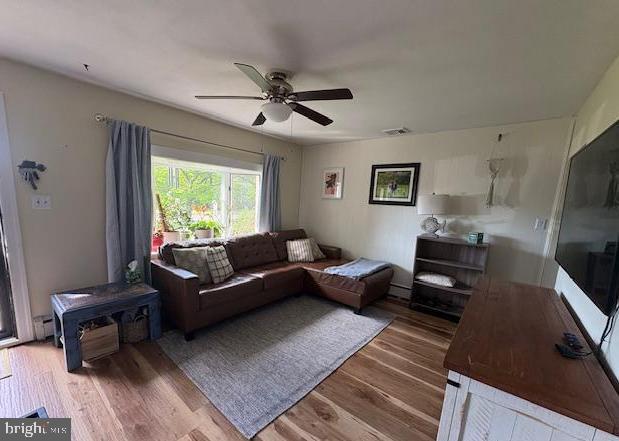 Photo - 1408 N Wales Rd