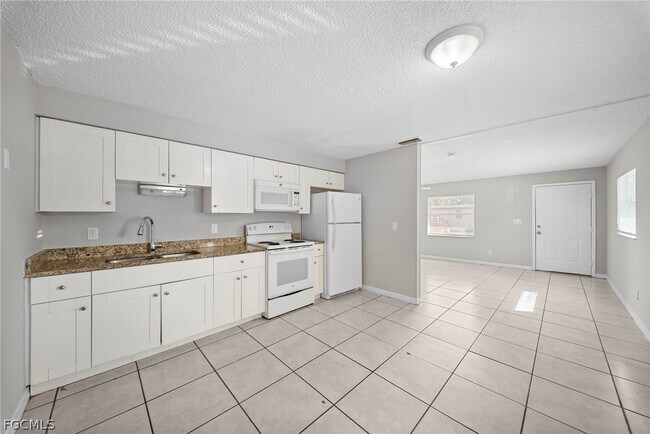 Photo - 5539 Tenth Ave