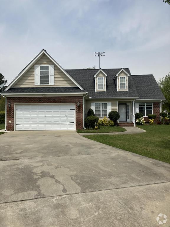 Building Photo - 2703 Gregory Ct Rental