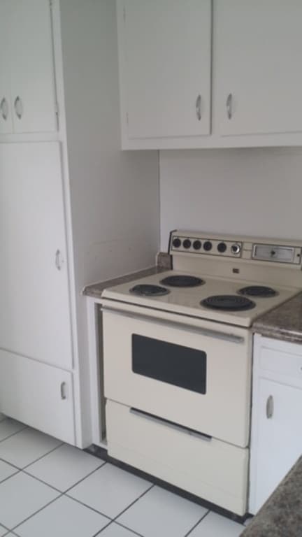 Photo - Cozy Guest House with AC and Large Private Yard!