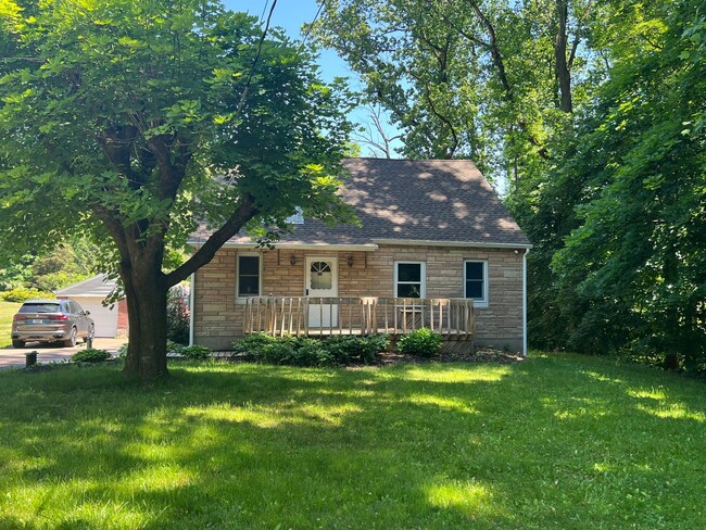 Building Photo - Quakertown Cape in Private Setting Rental