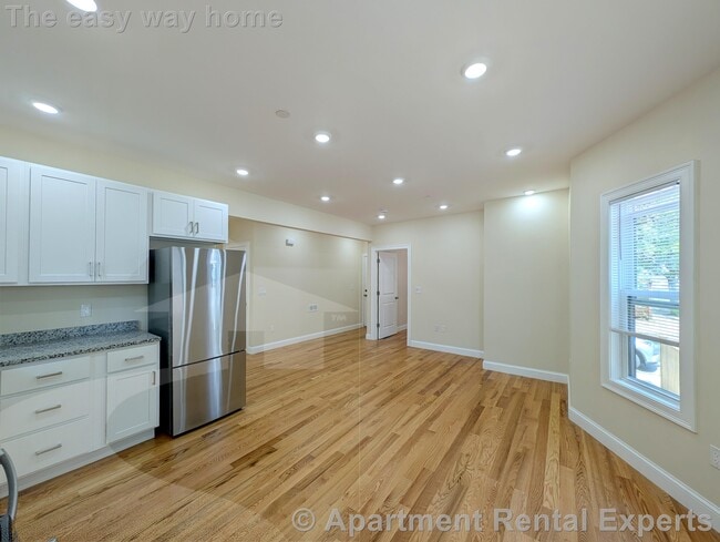 Photo - 22 Holyoke Rd Unit 1r