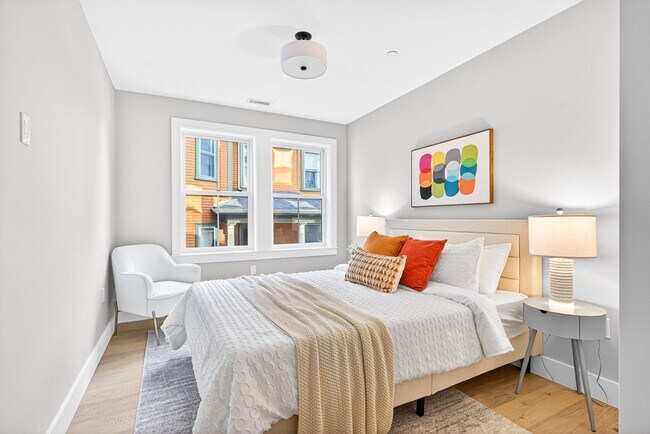 Photo - 584 Cambridge St Unidad 8