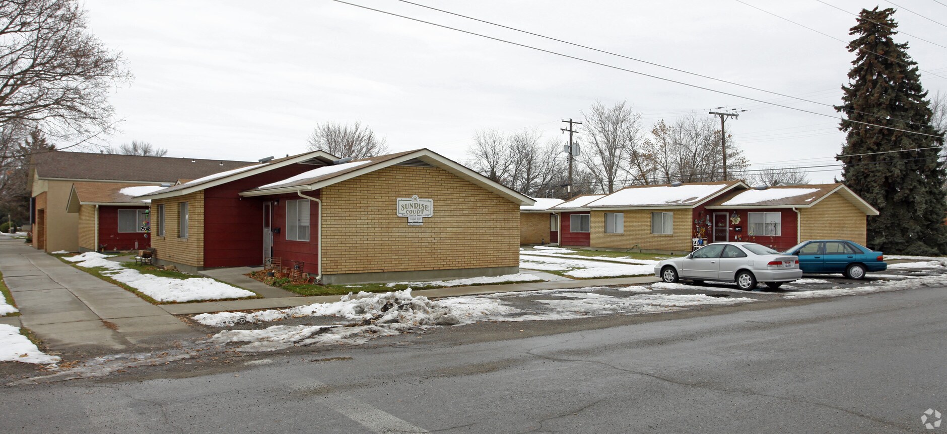 Photo - Sunrise Court Apartments