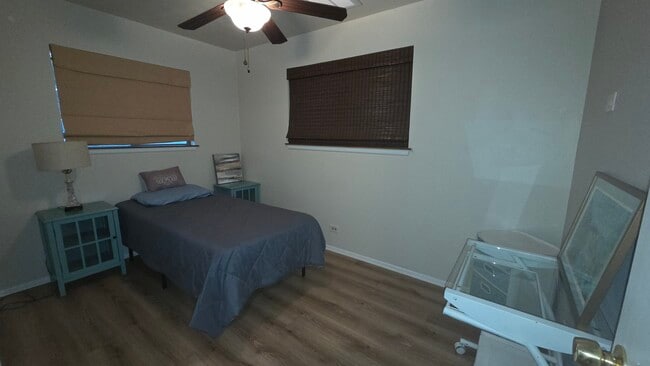 Photo - 2910 Wacos Dr