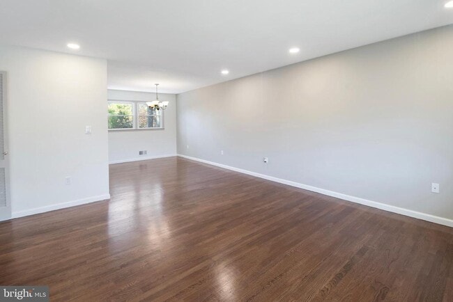 Photo - 155 Franklin Corner Rd