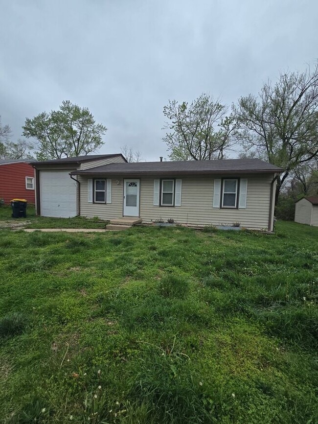 Photo - 5134 N Corrington Ave