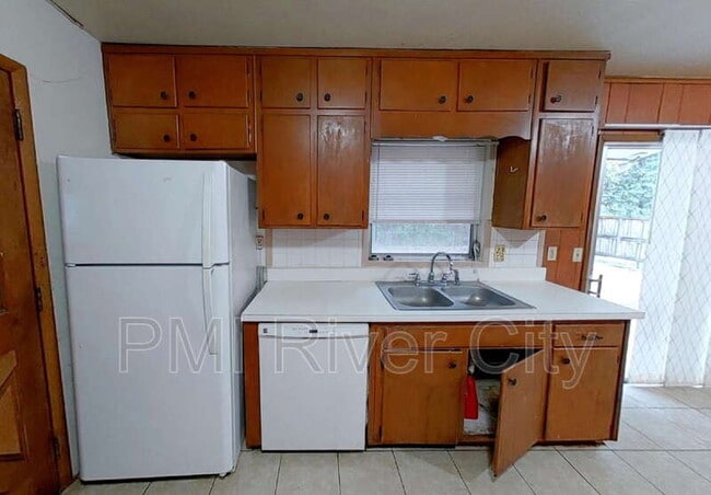 Photo - 7473 Greenway Dr