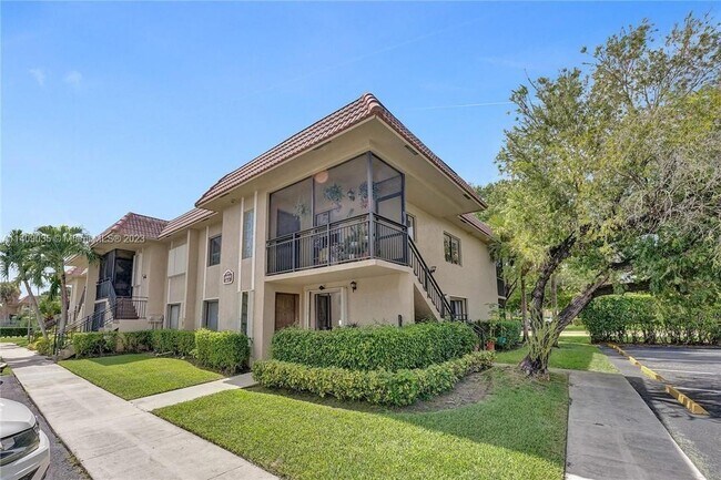 Photo - 334 Lakeview Dr