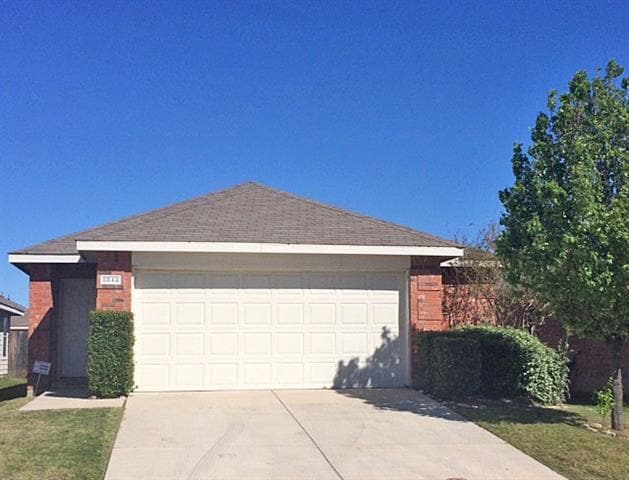 Building Photo - 8844 Valley River Dr