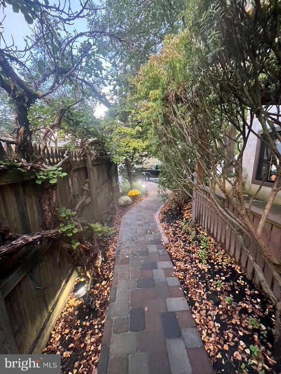 Photo - 102 Dudley Ave