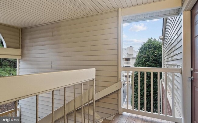 Photo - 1700 Ascot Way