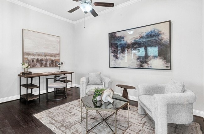 Photo - 3613 Gloucester Rd