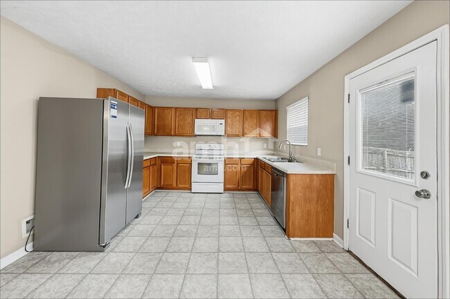 1226 Lasalle Dr