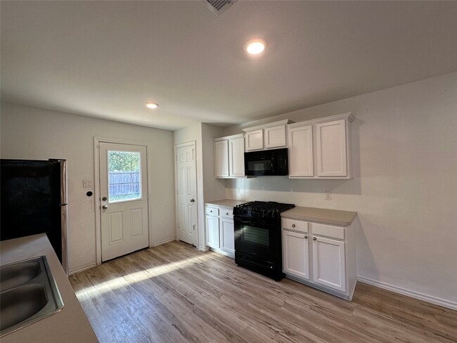 Photo - 33516 Orange Maple Wy