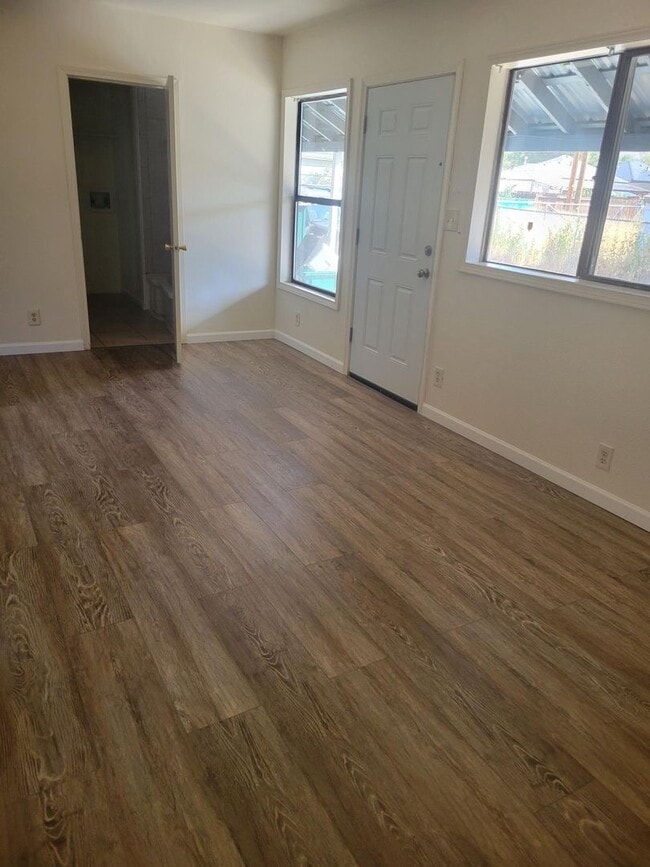 Photo - 2441 Eberlein Ave Unit B