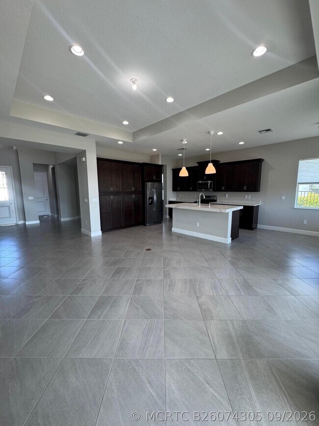 5585 Macoon Wy