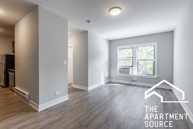 Building Photo - 703 W Brompton Ave Unit 11 Rental