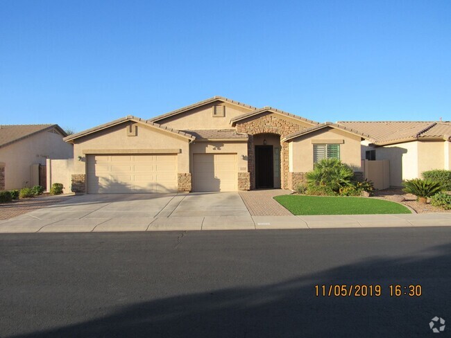 Building Photo - FANTASTIC Chandler 4 Bedroom Rental